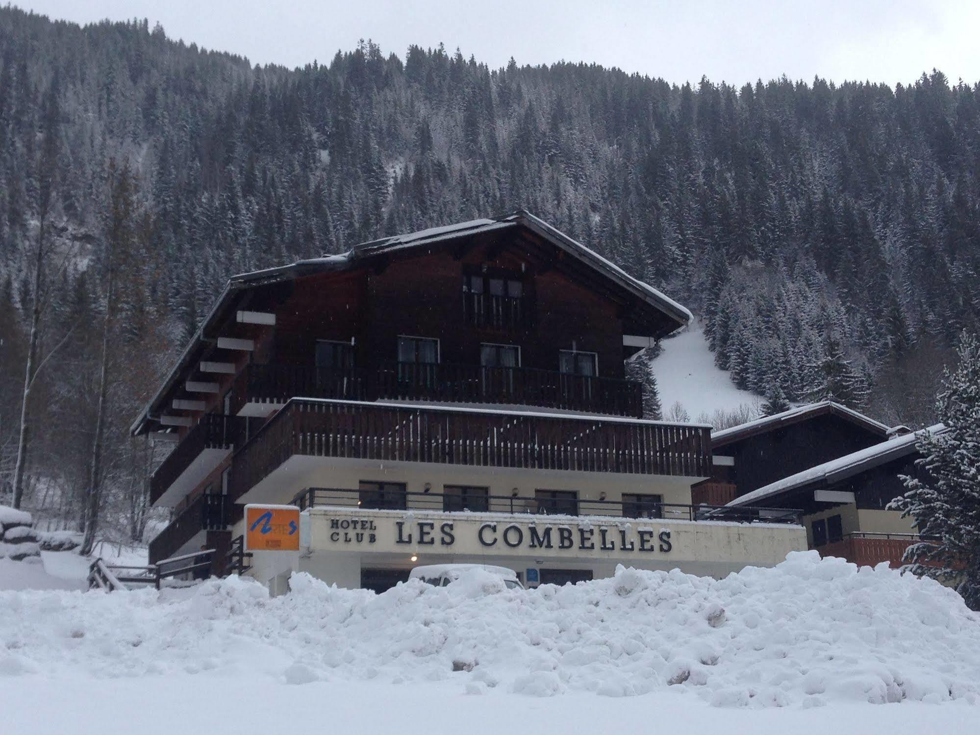 Hotel Les Combelles Châtel Exterior foto